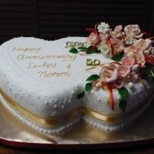 کیک جشن ازدواج طرح قلب